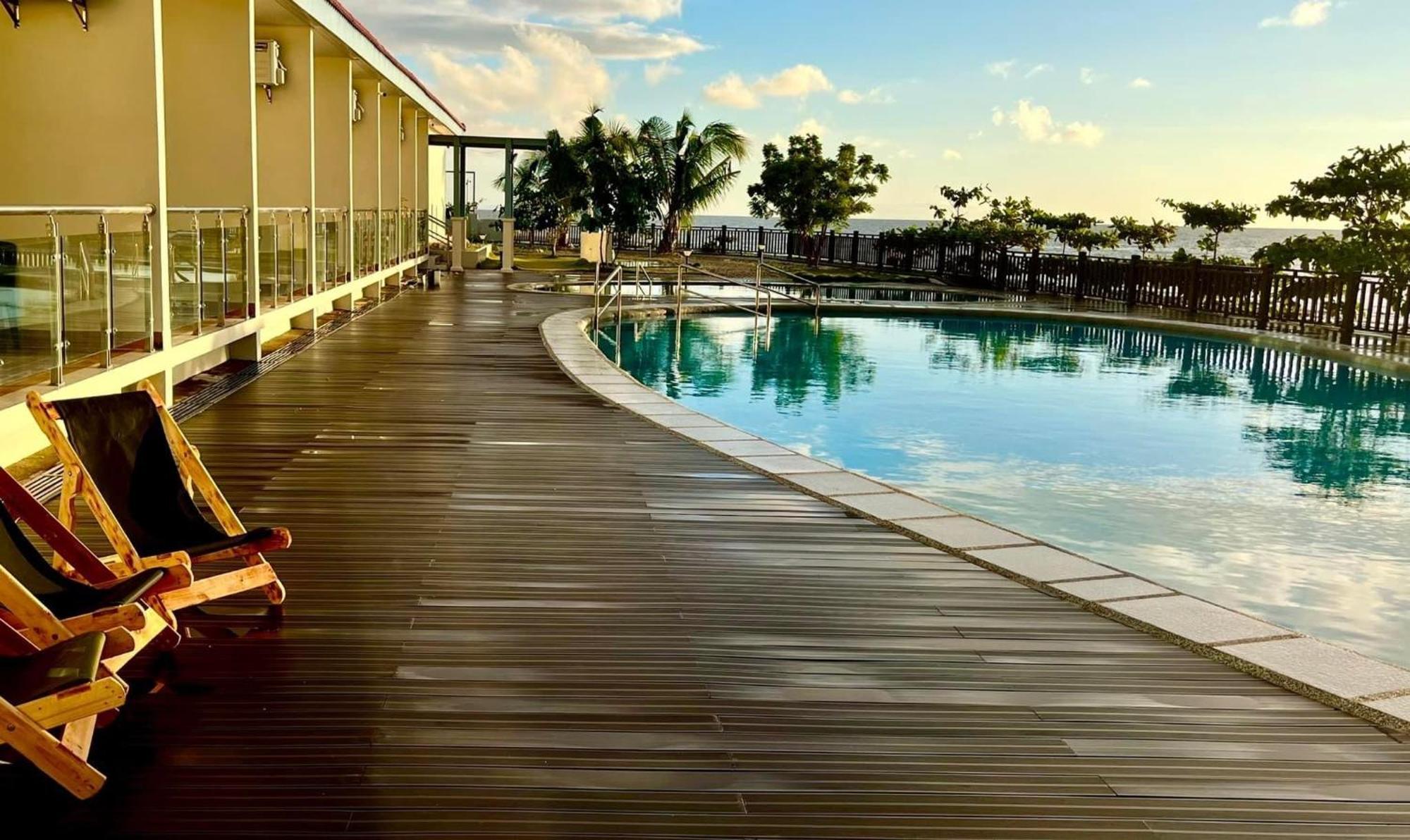 W Golf Resort Oslob Ngoại thất bức ảnh