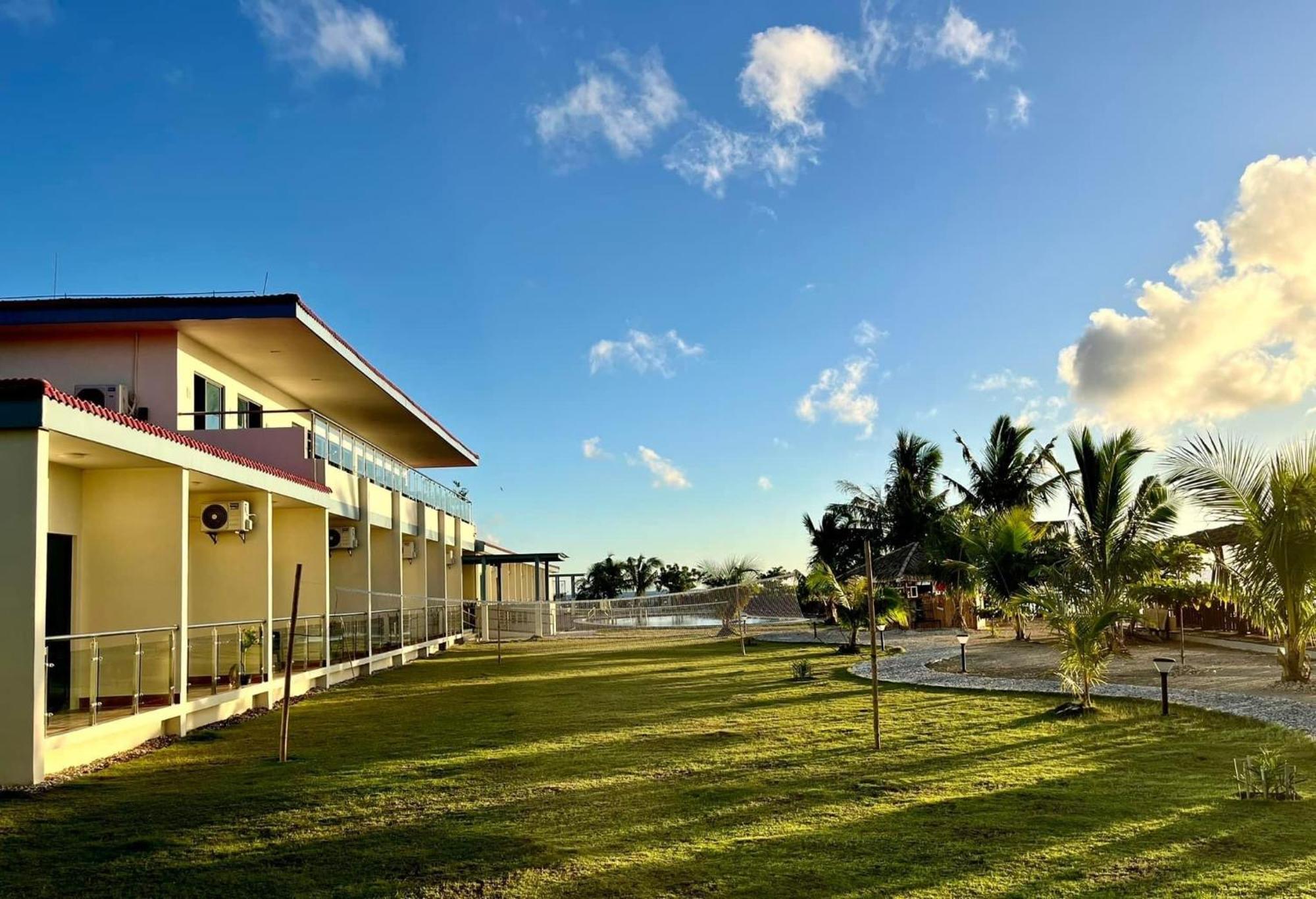 W Golf Resort Oslob Ngoại thất bức ảnh