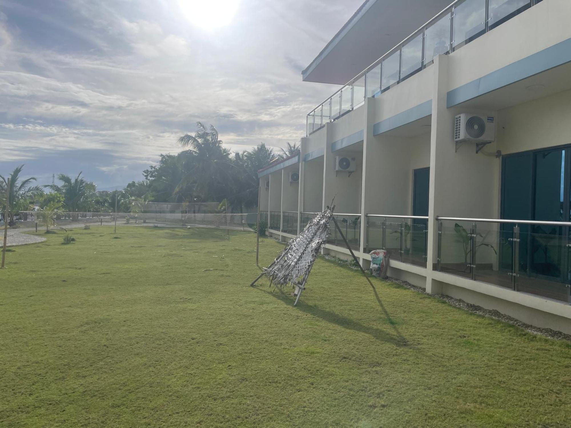 W Golf Resort Oslob Ngoại thất bức ảnh