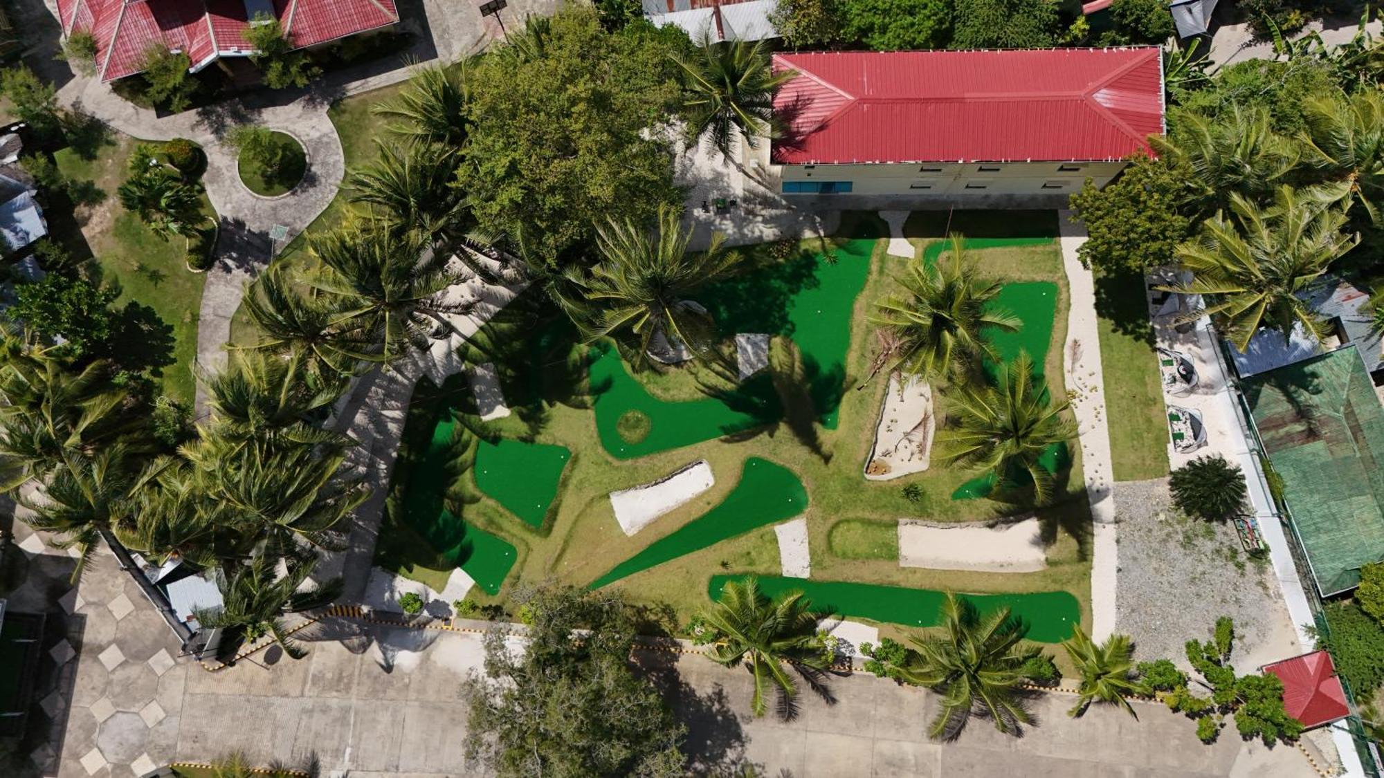 W Golf Resort Oslob Ngoại thất bức ảnh